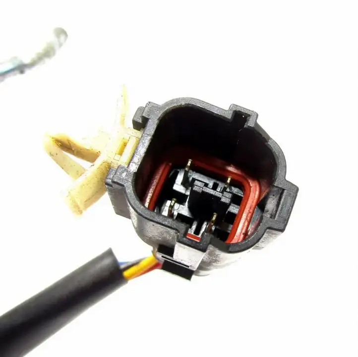 Kia Carnival (2002 - 2006) Замок передней двери — фото 3