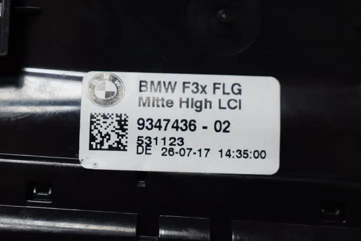 BMW 3 F30 F35 F31 (2012 - 2018) 9347436 Воздушная решетка панели — фото 6