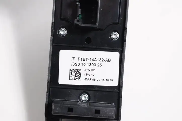 Ford Focus (2015 - 2019) F1ET14A132AB Кнопка стеклоподъемников — фото 6