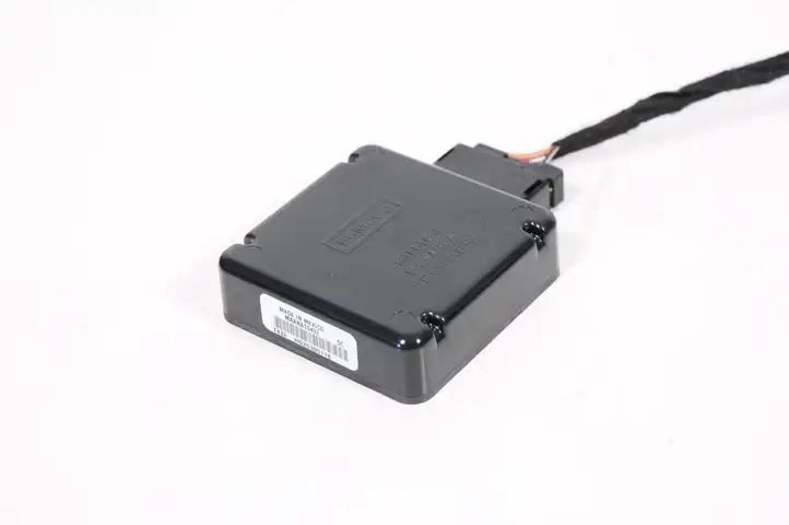 Ford Focus (2015 - 2019) DE8T19H463DC GPS антенна — фото 1