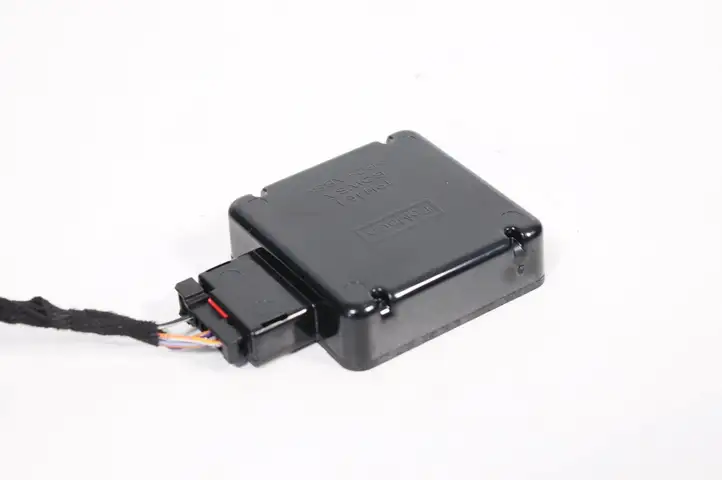 Ford Focus (2015 - 2019) DE8T19H463DC GPS антенна — фото 2