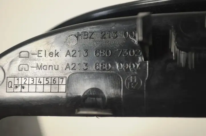 Mercedes-Benz E W238 (2017 - ) A2136807302 Обшивка рулевой колонки — фото 4