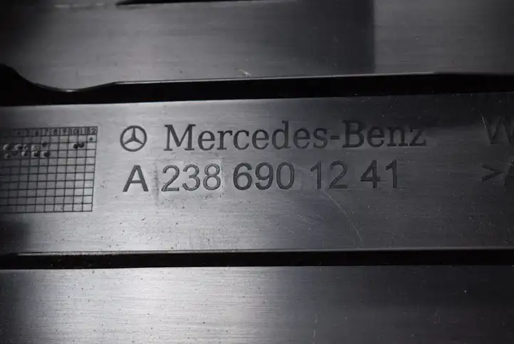 Mercedes-Benz E W238 (2017 - ) A2386901241 Отделка порога багажника — фото 5
