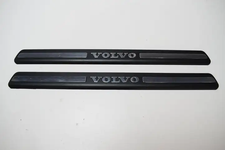 Volvo XC90 (2006 - 2014) 8659960 Внутренняя обшивка порога (комплект) — фото 1