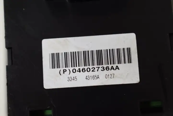 Chrysler 300 - 300C (2005 - 2011) 04602736AA Кнопка стеклоподъемников — фото 7
