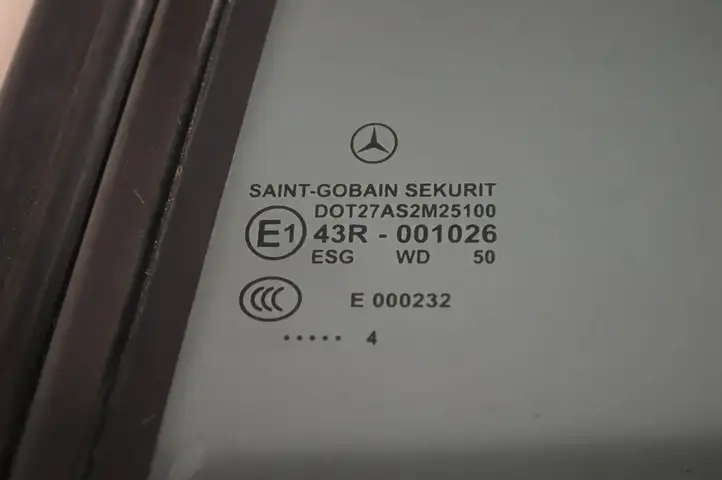Mercedes-Benz CLK A209,C209 (2002 - 2009) 43R001026 Заднее боковое стекло — фото 5