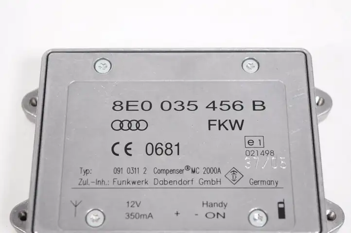 Audi A4 S4 B7 8E 8H (2004 - 2009) 8E0035456B Усилитель антенны — фото 5