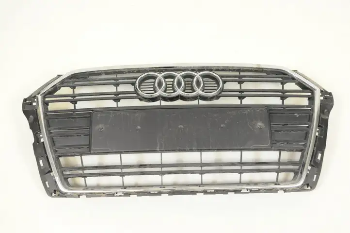 Audi A3/S3 8V (2016 - 2020) 8V3853651 Верхняя решетка радиатора — фото 1