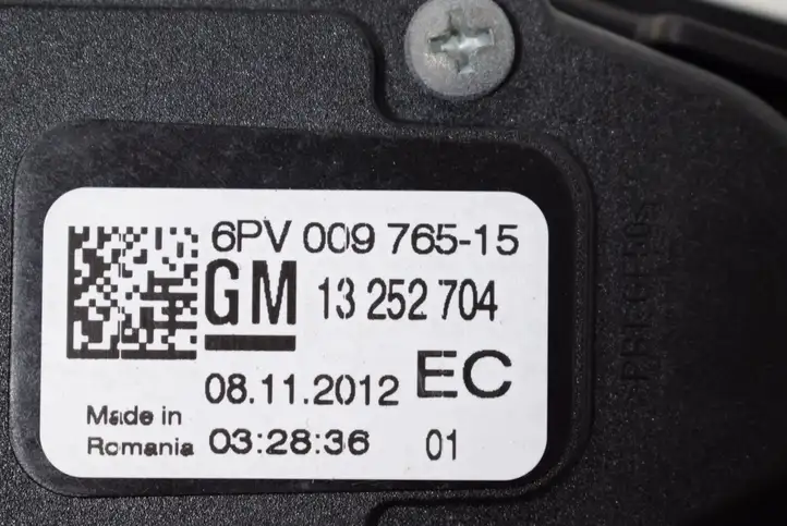 Opel Astra J (2009 - 2012) 13252704 Педаль акселератора — фото 4