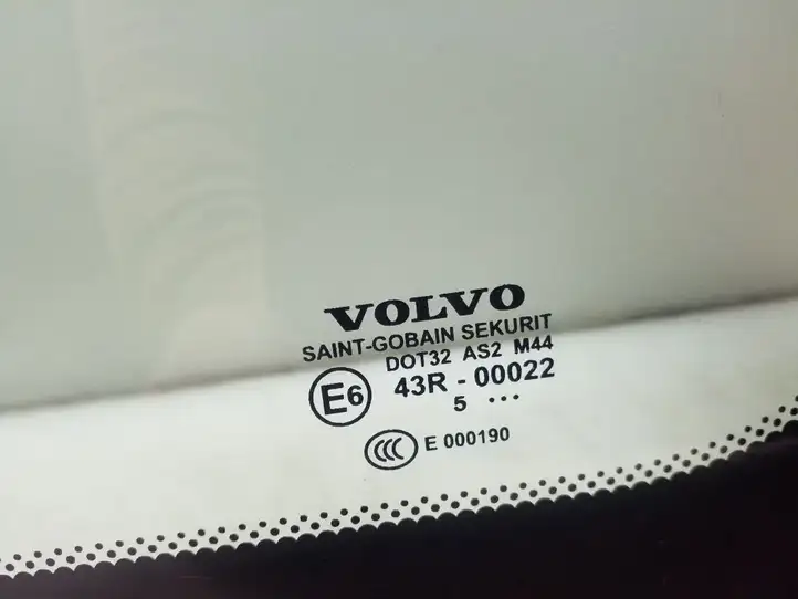 Volvo V50 (2004 - 2008) Заднее боковое стекло — фото 5