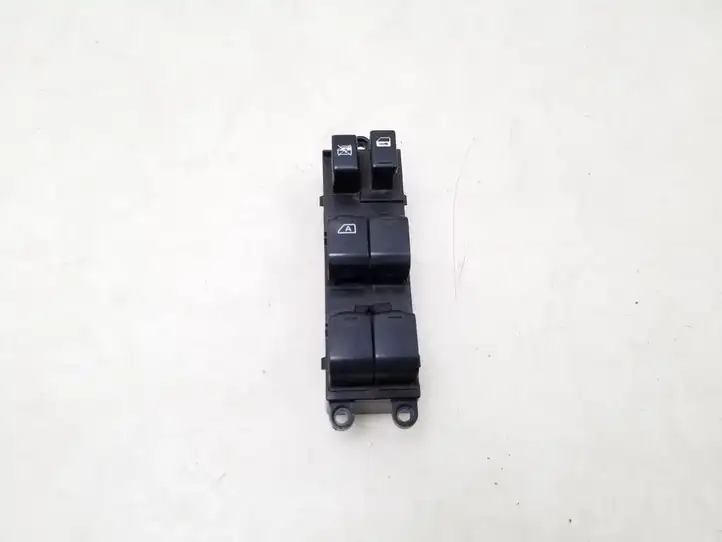 Subaru Outback (2009 - 2014) Кнопка стеклоподъемников — фото 1
