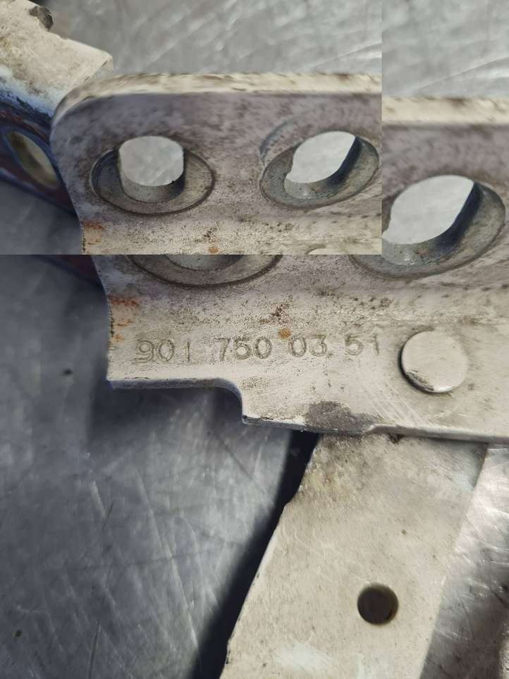 Mercedes-Benz Sprinter W901 W902 W903 W904 (1995 - 2007)  9017500351 Петля (петли) капота