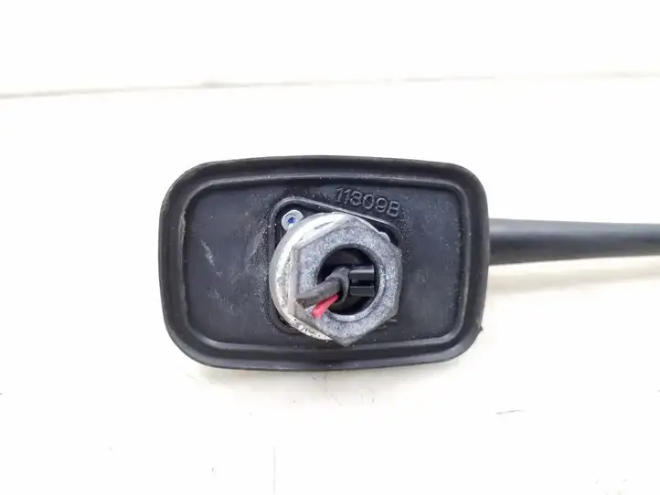 Nissan X-Trail T30 (2001 - 2007) 11309B GPS антенна — фото 4