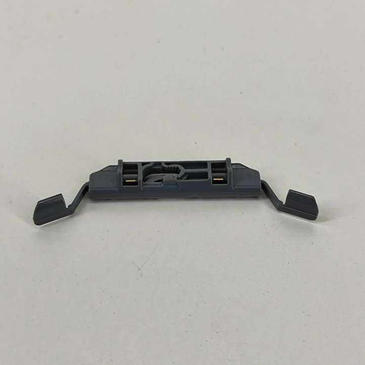 BMW X7 G07 (2018 - )  7437711 Кронштейн
