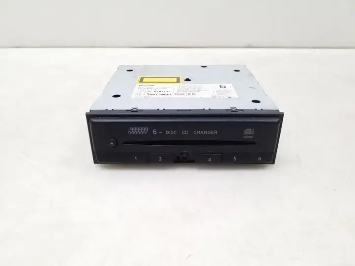 Nissan X-Trail T30 (2001 - 2007) 281844M500 CD/DVD чейнджер — фото 1