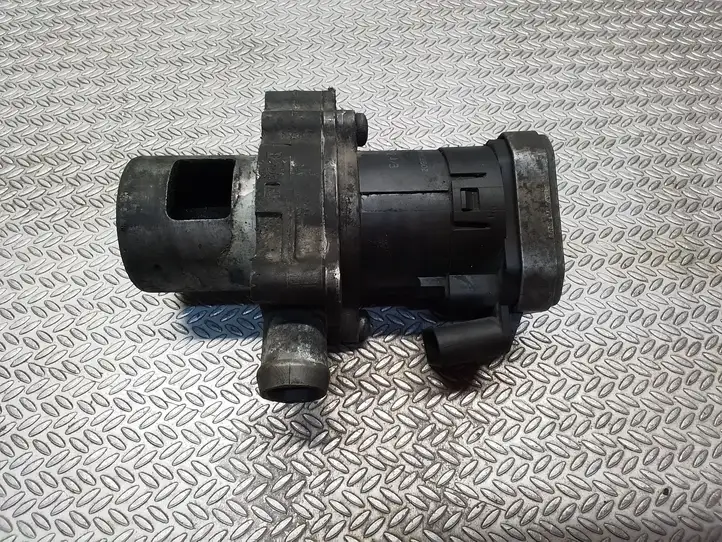 Mercedes-Benz Sprinter W906 (2006 - 2018)  00005320C5 Клапан EGR