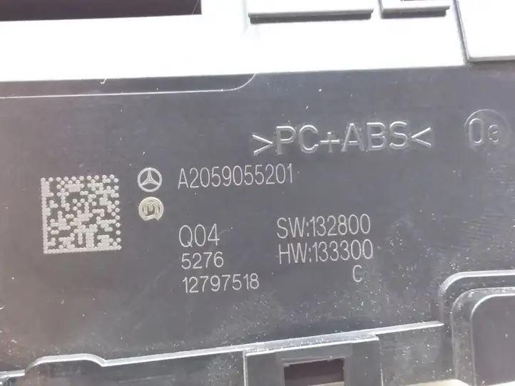 Mercedes-Benz C W205 (2014 - 2021) A2059055201 Магнитола / мультимедийная система — фото 6