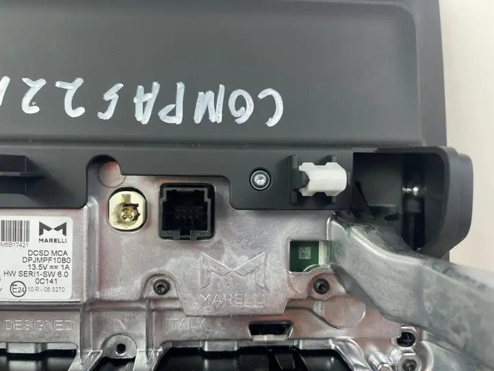 Jeep Compass (2017 - ) 68455716AG Магнитола / мультимедийная система — фото 2