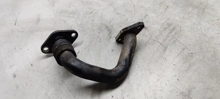 Volkswagen PASSAT B6 (2005 - 2010)  03G131521R EGR трубка (трубки)/ шланг (шланги)