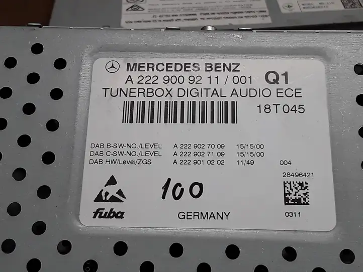 Mercedes-Benz GLE W166/C292 (2015 - 2019) A1669005420 Магнитола / мультимедийная система — фото 9