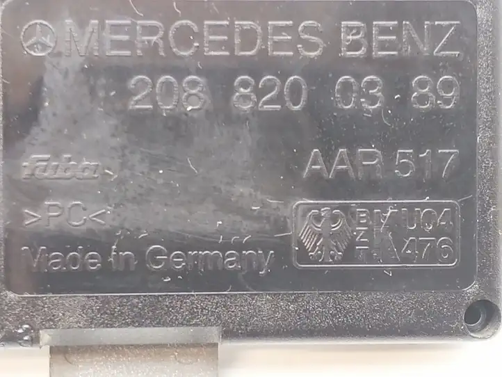 Mercedes-Benz CLK A208 (1997 - 2002) 2088200389 Усилитель антенны — фото 11