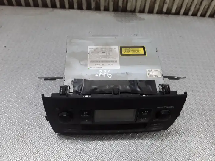 Toyota Corolla Verso E121 (2001 - 2004) 8612013060B0 Магнитола / мультимедийная система — фото 2
