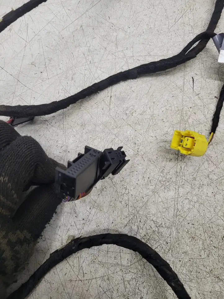 Audi A4 (2011 - 2015)  560016796891 Проводка передних дверей