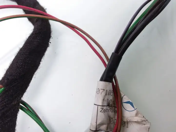 Mercedes-Benz CLK A209,C209 (2002 - 2009)  A2095407105 Проводка передних дверей