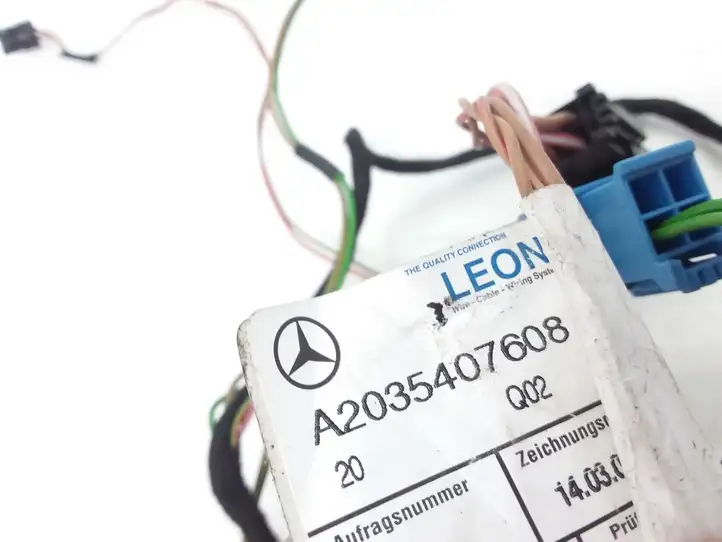 Mercedes-Benz C W203 (2000 - 2007) A2035407608 Проводка передней двери — фото 3