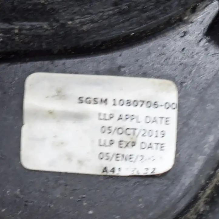 Tesla Model 3 (2017 - 2023) 108070600H Форточка двери — фото 5