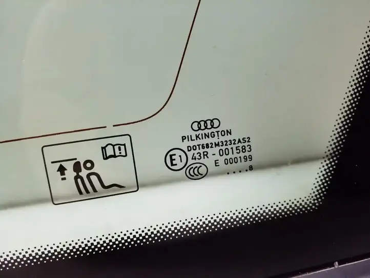 Audi A4 S4 B8 8K (2007 - 2011) Заднее боковое стекло — фото 5