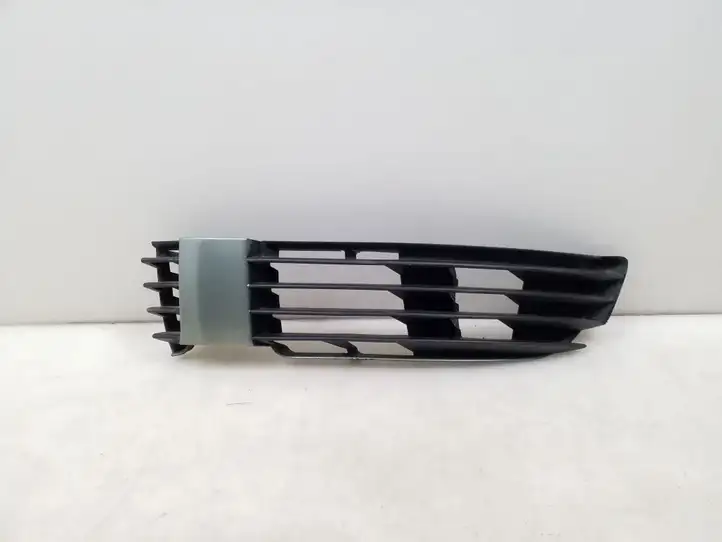 Volkswagen PASSAT B5.5 (2001 - 2005) 3B0853665H Нижняя решетка переднего бампера — фото 1