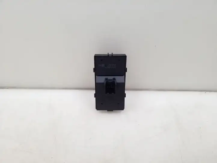 Opel Astra J (2009 - 2012) 13305978 Кнопка стеклоподъемников — фото 2