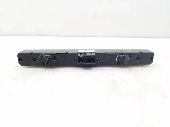 Opel Zafira B (2003 - 2006) 13100107 Включатель аварийных фонарей — фото 4