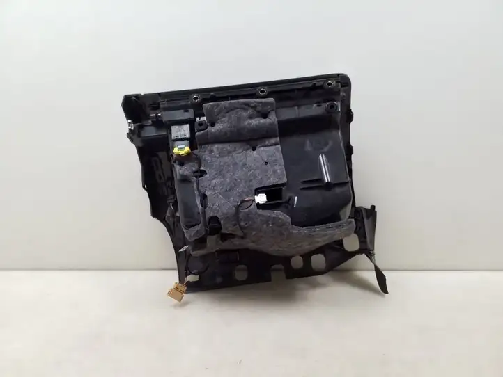 Audi A4 S4 B8 8K (2007 - 2011) 8K1857035 Вещевой ящик — фото 2