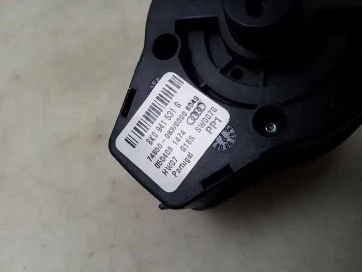Audi A4 S4 B8 8K (2007 - 2011) 8K0941531G Включатель фонарей — фото 3