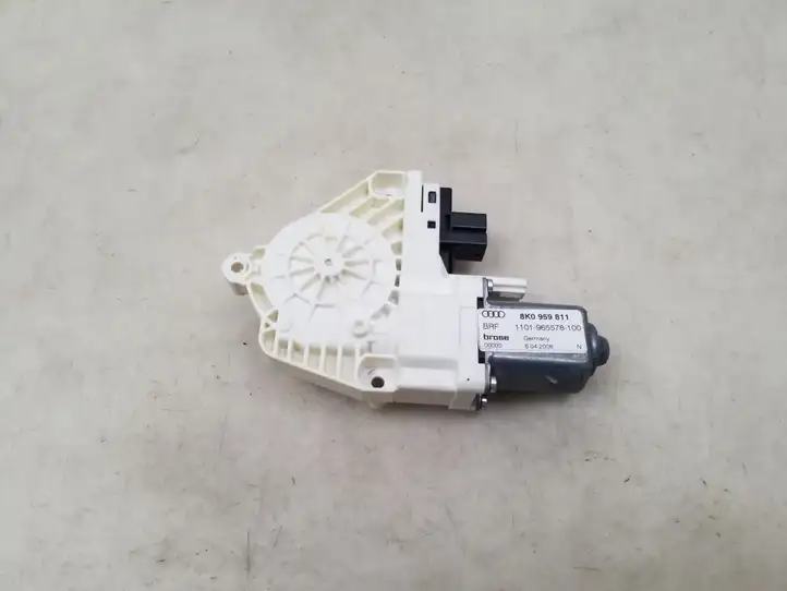 Audi A4 S4 B8 8K (2007 - 2011) 8k0959811 Стеклоподъемник задней двери — фото 1
