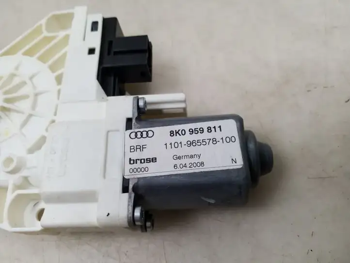 Audi A4 S4 B8 8K (2007 - 2011) 8k0959811 Стеклоподъемник задней двери — фото 2