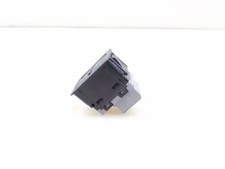 Audi A4 S4 B8 8K (2007 - 2011) 4F0962109 Другие включатели / ручки/ переключатели — фото 3