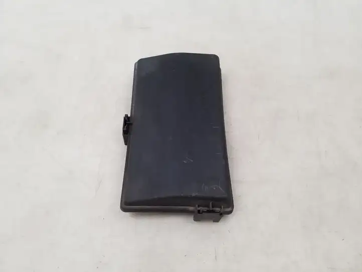 Opel Insignia A (2008 - 2017) 13222784 Крышка ящика предохранителей — фото 4