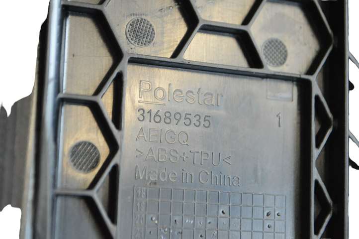 Polestar 2. (2020 - )  31689535 Другая центральная деталь консоли (туннеля)