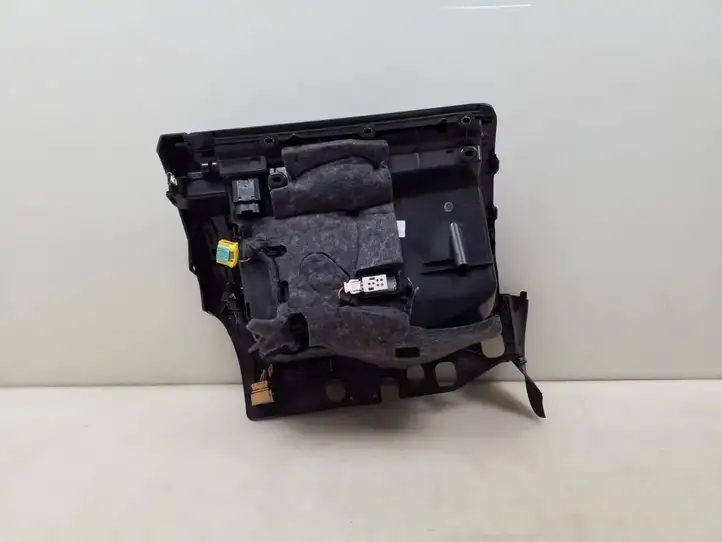 Audi A4 S4 B8 8K (2011 - 2015) 8K1857035 Вещевой ящик — фото 2