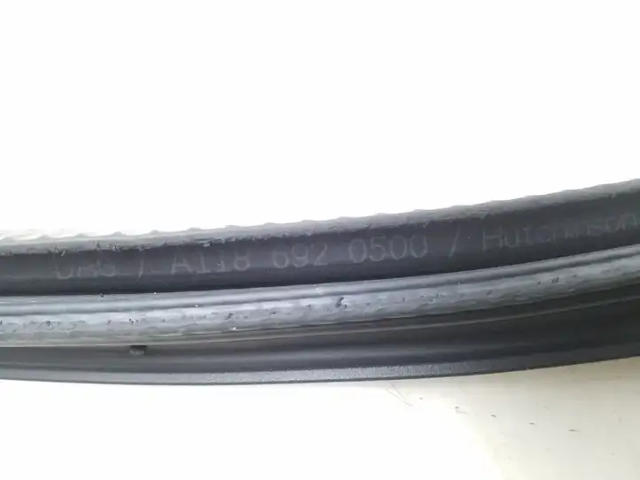 Mercedes-Benz CLA C118,X118 (2019 - ) A1186920500 Уплотнитель передней двери — фото 2