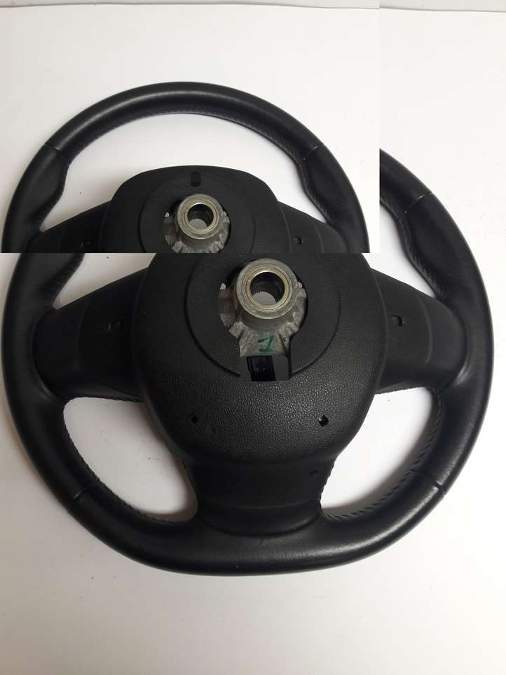 Renault Kadjar (2015 - 2018)  484005825R Руль