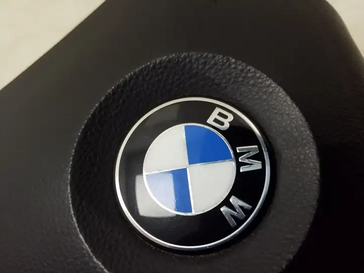 BMW 5 E60 E61 (2004 - 2010) Подушка безопасности руля — фото 3