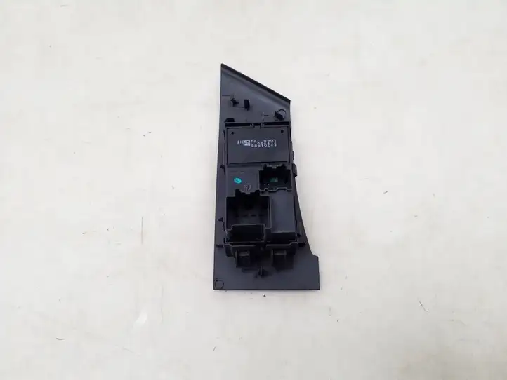 Opel Astra J (2009 - 2012) 13301886 Кнопка стеклоподъемников — фото 6