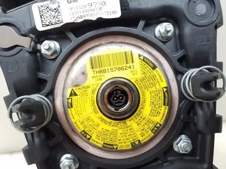Opel Astra J (2009 - 2012) 13299780 Подушка безопасности руля — фото 3