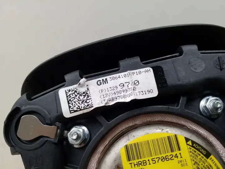 Opel Astra J (2009 - 2012) 13299780 Подушка безопасности руля — фото 4