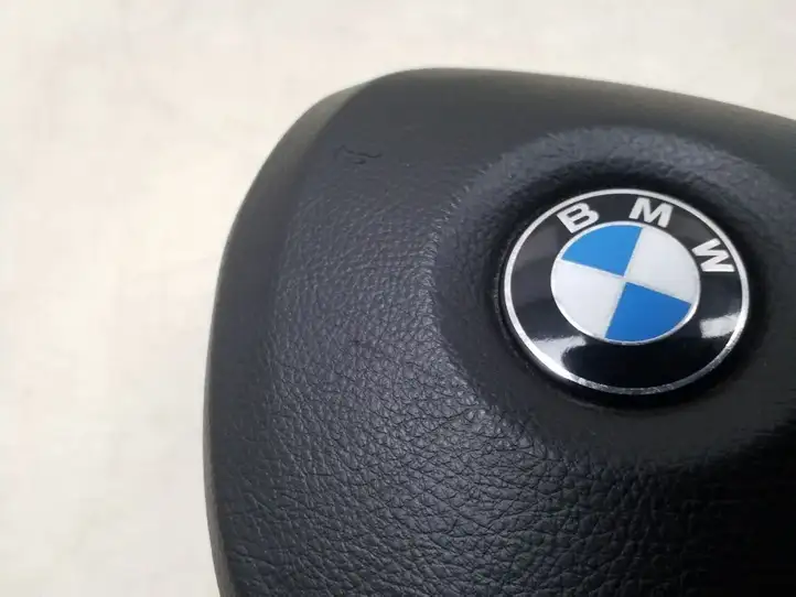 BMW 5 F10 F11 (2009 - 2016) 33678383901 Подушка безопасности руля — фото 6