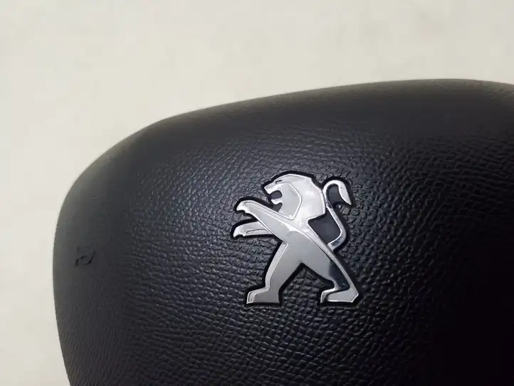 Peugeot 308 (2013 - 2021) 96783105ZD Подушка безопасности руля — фото 4